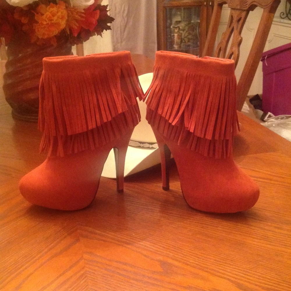 Women ankle boots Delicacy burnt orange size 5 1/2